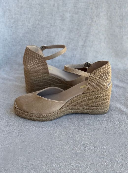 Alpargata de cuña beige