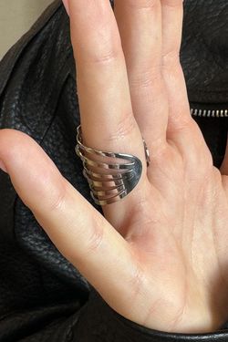 Anillo cabezas clavo silver