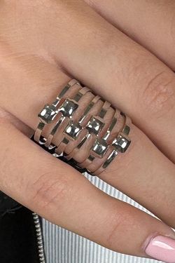 Anillo cabezas clavo silver