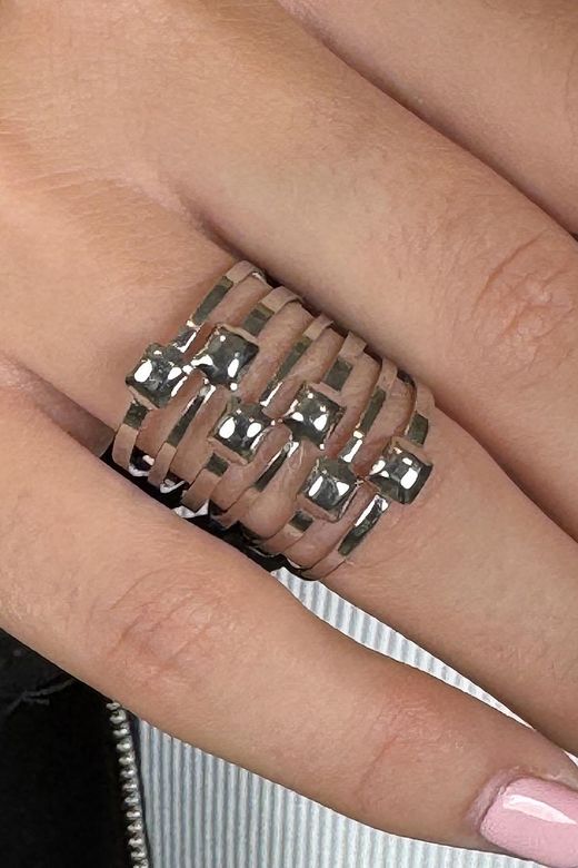 Anillo cabezas clavo silver