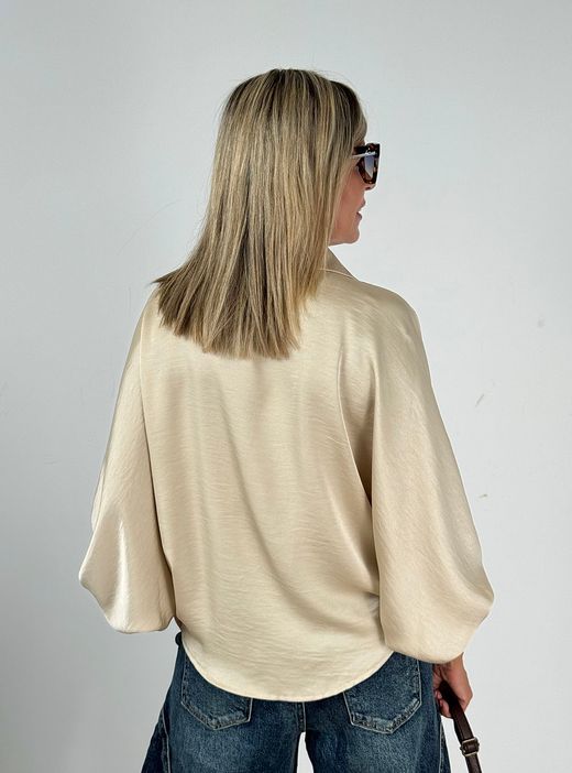 Blusa Abullonada de Raso Beige