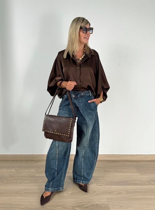 Blusa Abullonada de Raso Marrón