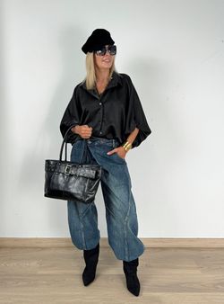 Blusa Abullonada de Raso Negra