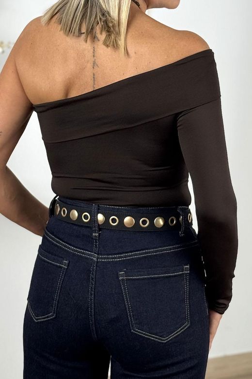 Body asimétrico marrón