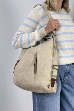 Bolso de hombro y mochila beige
