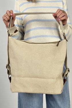 Bolso de hombro y mochila beige