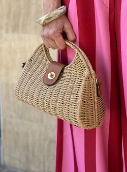 Bolso de mano mimbre marrón