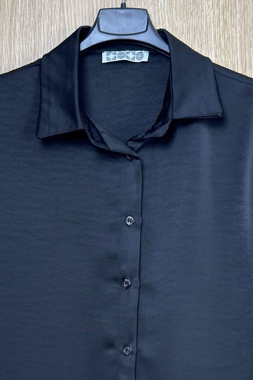 Camisa de raso negra