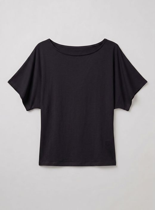 Camiseta Básica Fluida Negra
