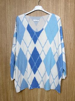 Camiseta rombos celeste