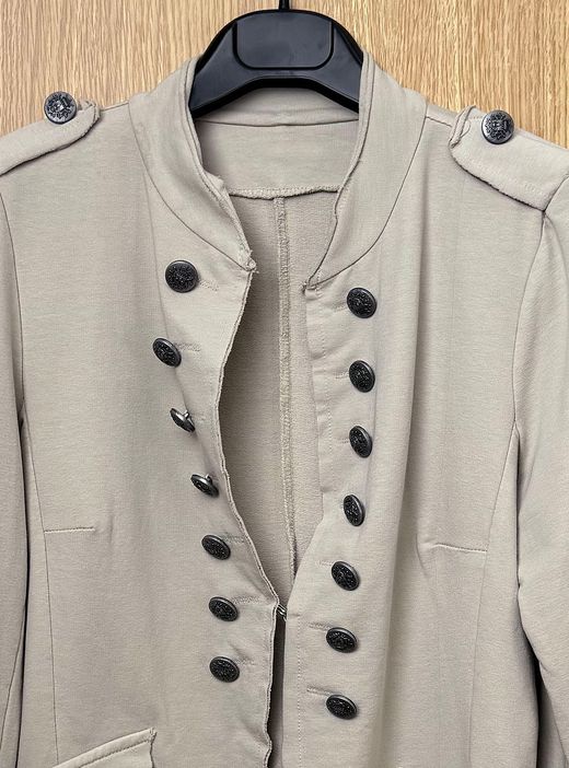 Chaqueta domadora militar beige