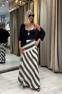 Chaqueta punto fino negra