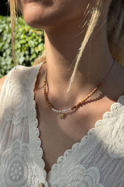 Collar bolitas y estrella