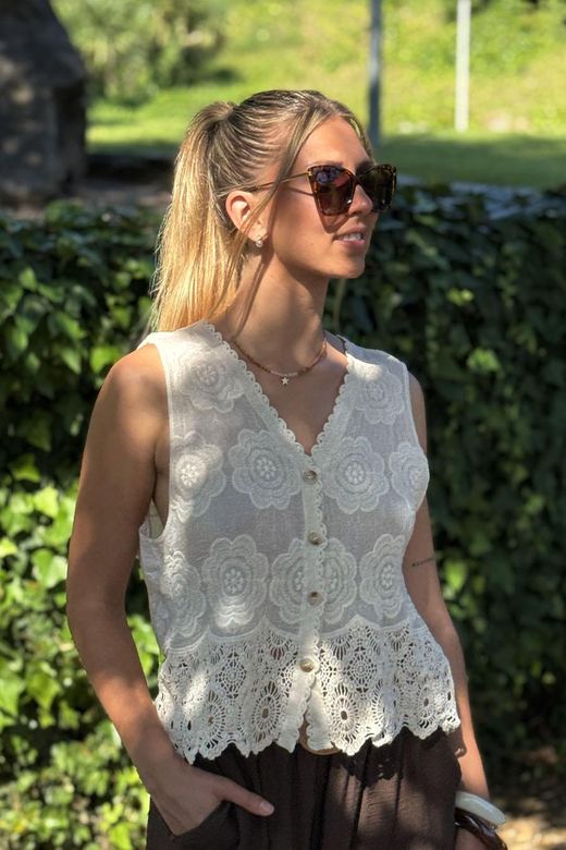 Collar bolitas y estrella