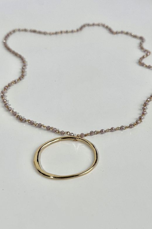 Collar dorado con aro
