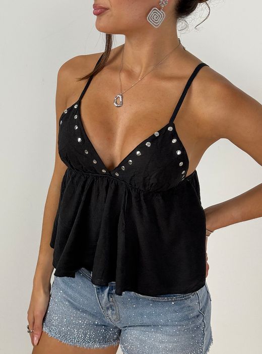 Crop top tachas negro