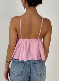 Crop top tachas rosa