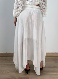 Falda bohemia midi blanca