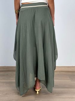 Falda bohemia midi kaki