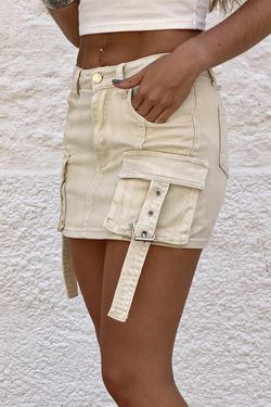Falda con short debajo beige