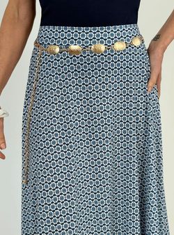 Falda larga Sagaró marino-blanco