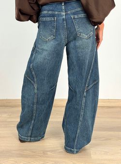 Jeans Barrel Asimétricos azul denim