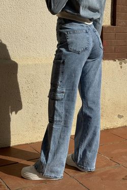 Jeans cargo wide leg azul delavado