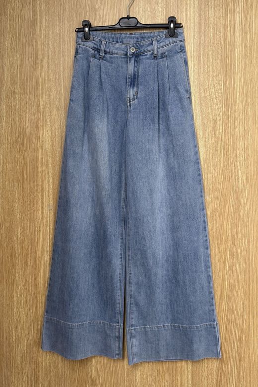 Jeans wide leg pinzas azul delavado