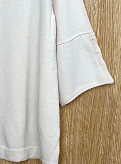 Jersey fino tres botones beige