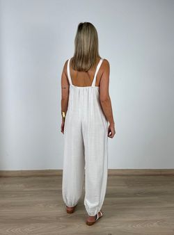 Mono Acosta blanco