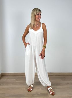 Mono Acosta blanco