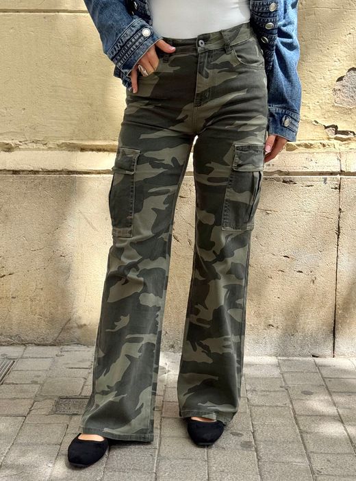 Pantalón Cargo Camuflaje Kaki