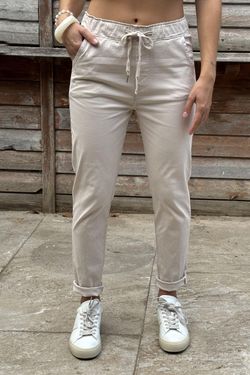 Pantalón jogger beige
