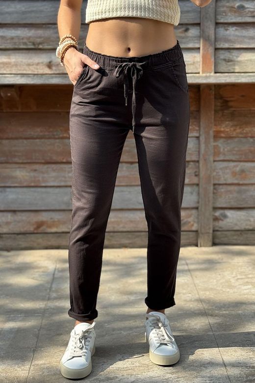 Pantalón jogger marrón chocolate