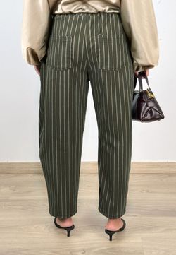 Pantalón Sastrero Asimétrico Verde Kaki