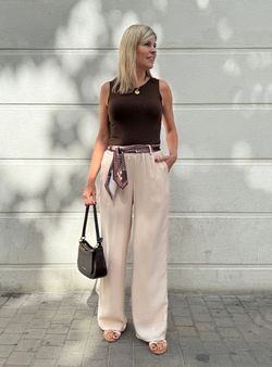 Pantalón wide leg bandana beige