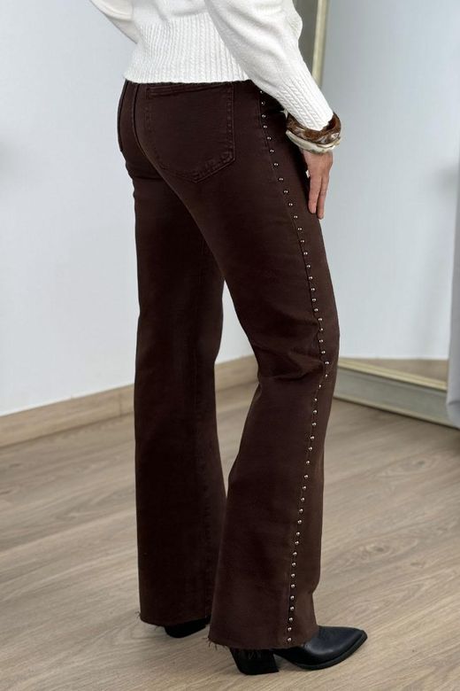 Pantalón wide leg tachas marrón