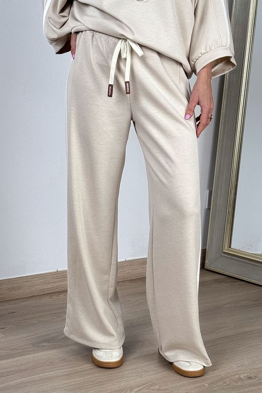 Pantalones chándal beige
