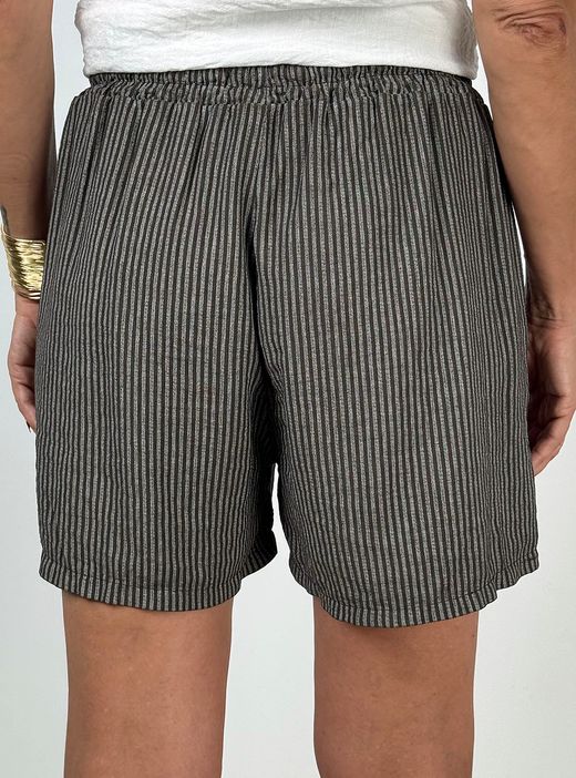 Short rayas marrón