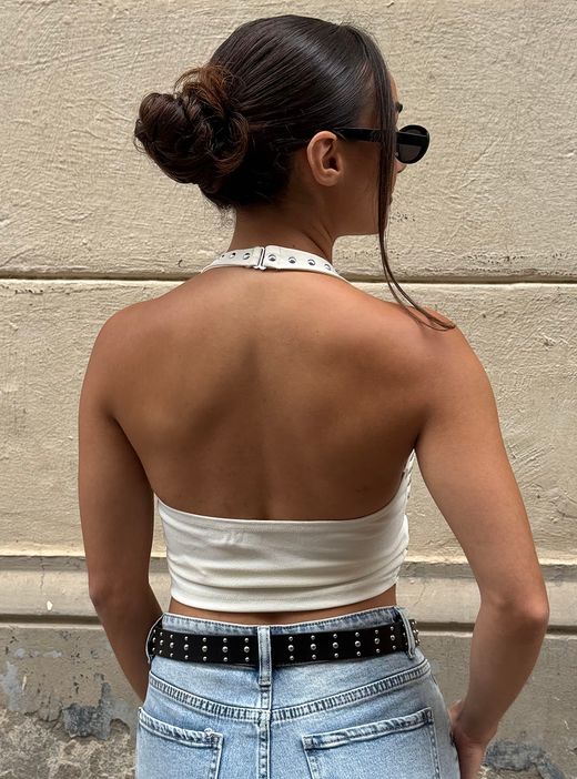 Top tachuelas beige