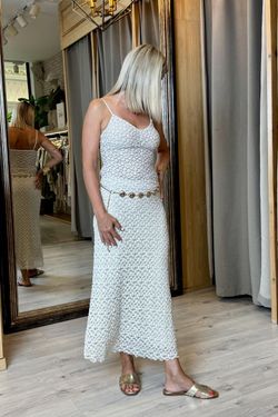 Top tirantes tul bordado beige