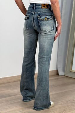 Vaqueros campana solapas azul delavado