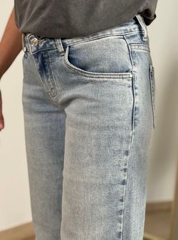 Vaqueros wide leg tiro bajo azul delavado