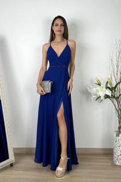 Vestido con pedrería azulón