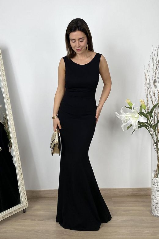 Vestido largo ajustado negro