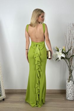 Vestido largo ajustado verde pistacho