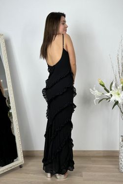 Vestido largo volantes negro