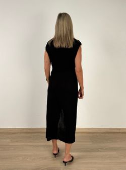 Vestido Midi Llanes negro