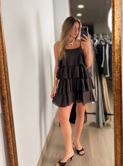 Vestido Minivolantes marrón