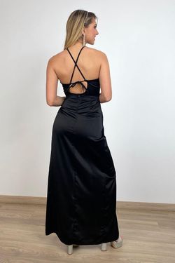 Vestido satinado largo frunce negro